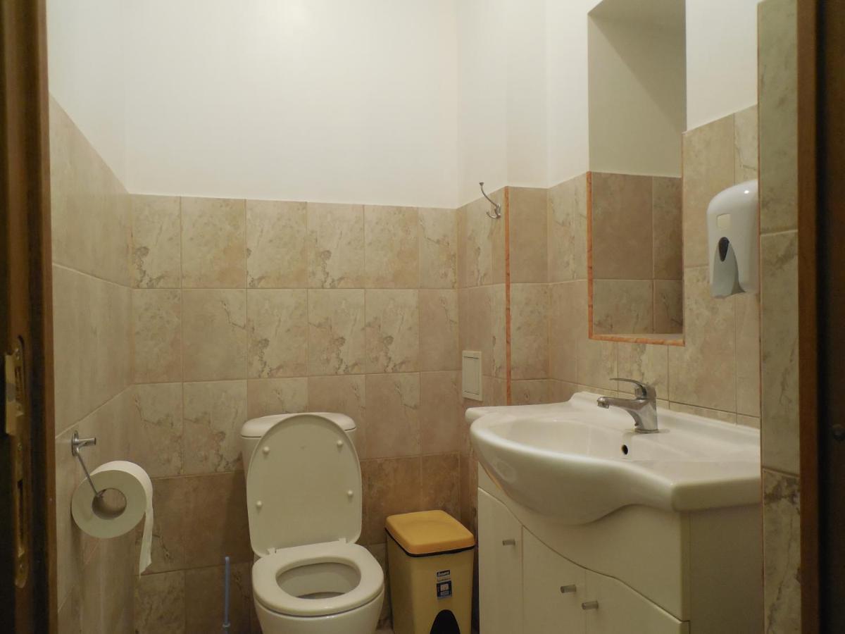 Gogol Park Hostel Riga Kültér fotó